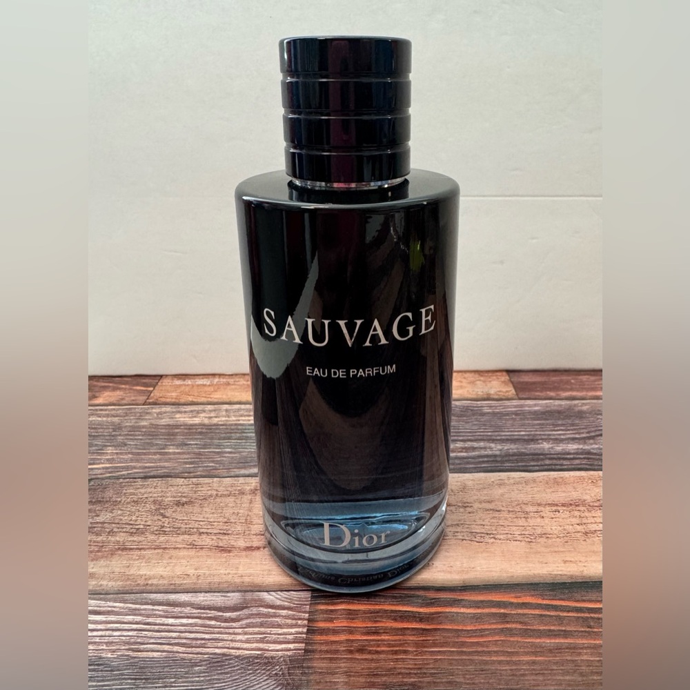 Dior Sauvage de Christian Dior Eau de Parfum Spray 6.8 oz. For Men’s